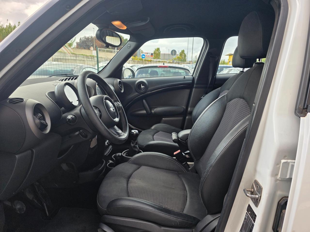 Mini Cooper Countryman 1.6 KM CERTIFICATI