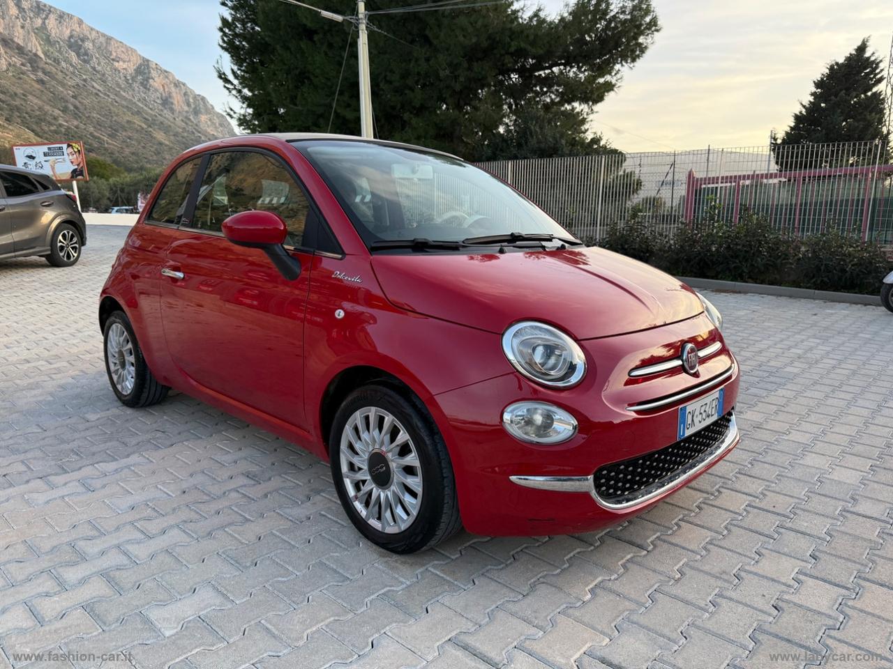 FIAT 500 C 1.0 Hybrid Dolcevita