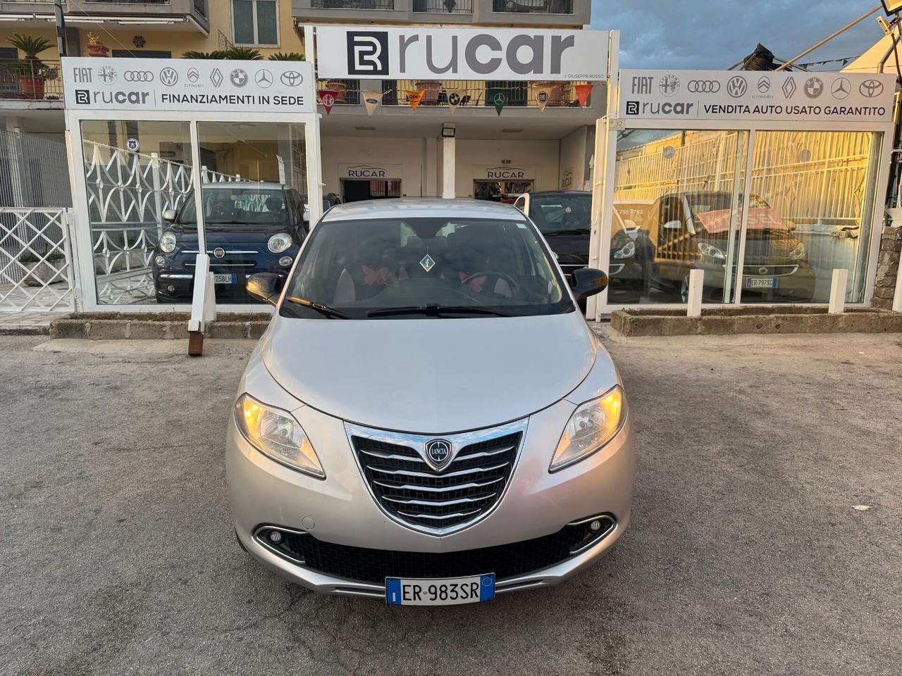 Lancia Ypsilon 1.2 GPL ECOCHIC 2013