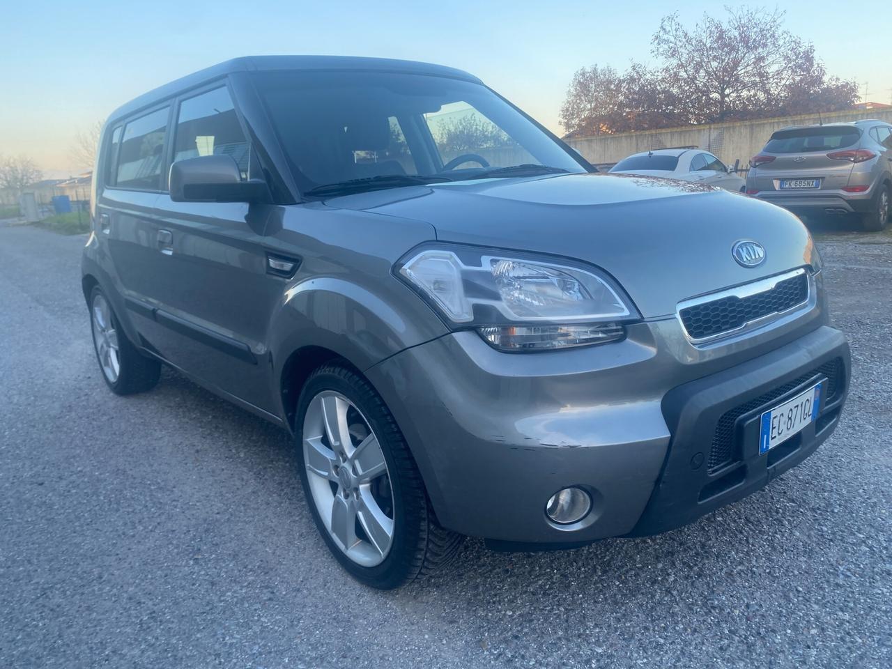 Kia Soul 1.6 CVVT Active Bi-Fuel