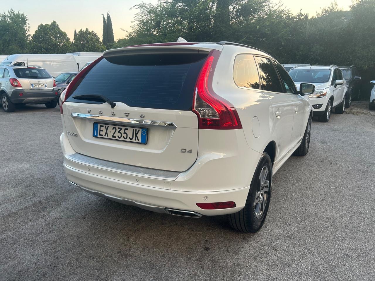 Volvo XC 60 XC60 D4 Geartronic R-design Momentum