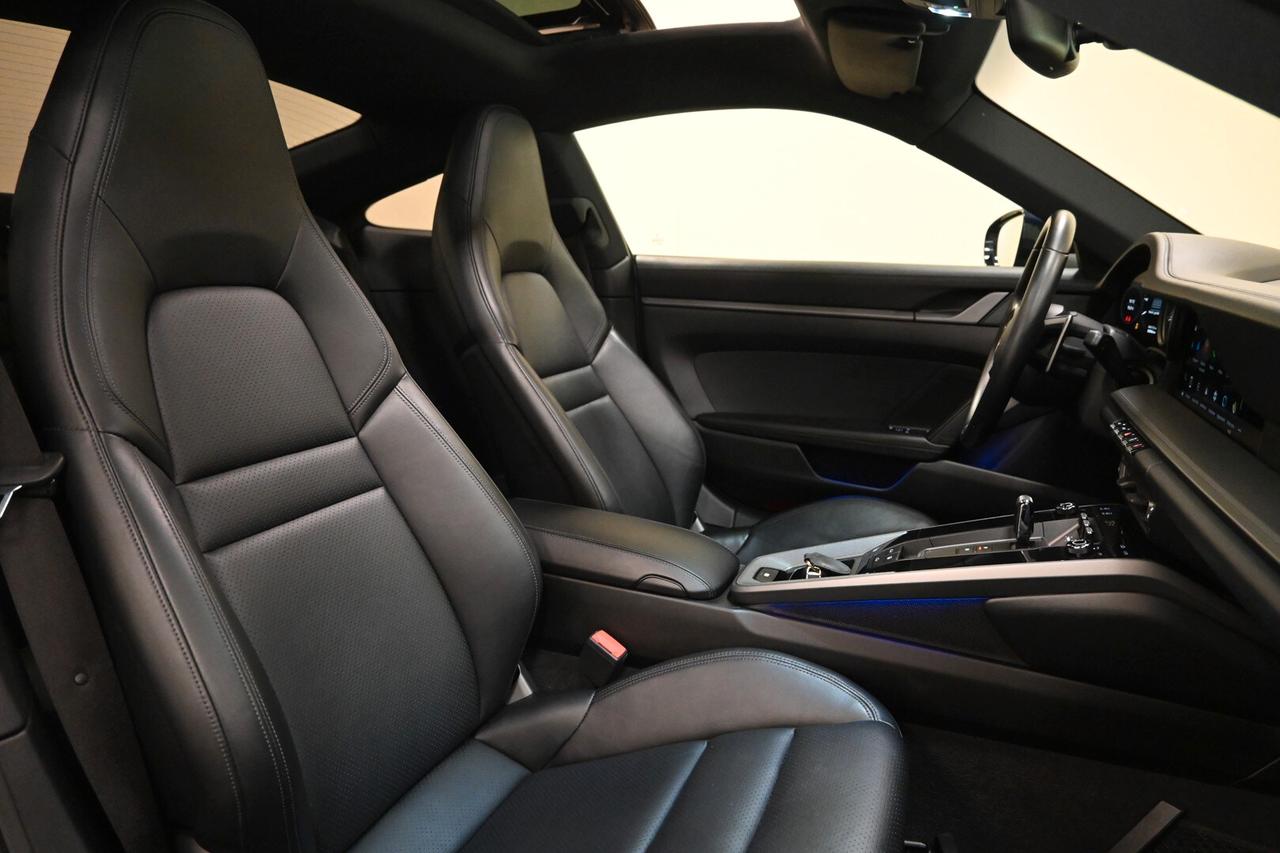 PORSCHE 911 (992) 911 Carrera