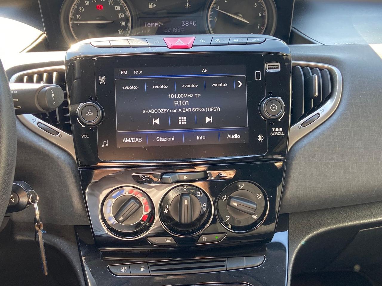 Lancia Ypsilon Gold 1.2 LPG #11069