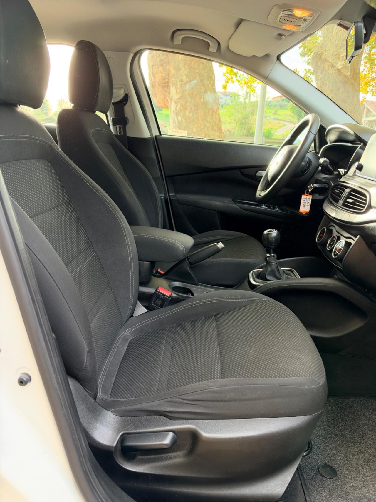 Fiat Tipo 1.6 Mjt 4 porte Easy