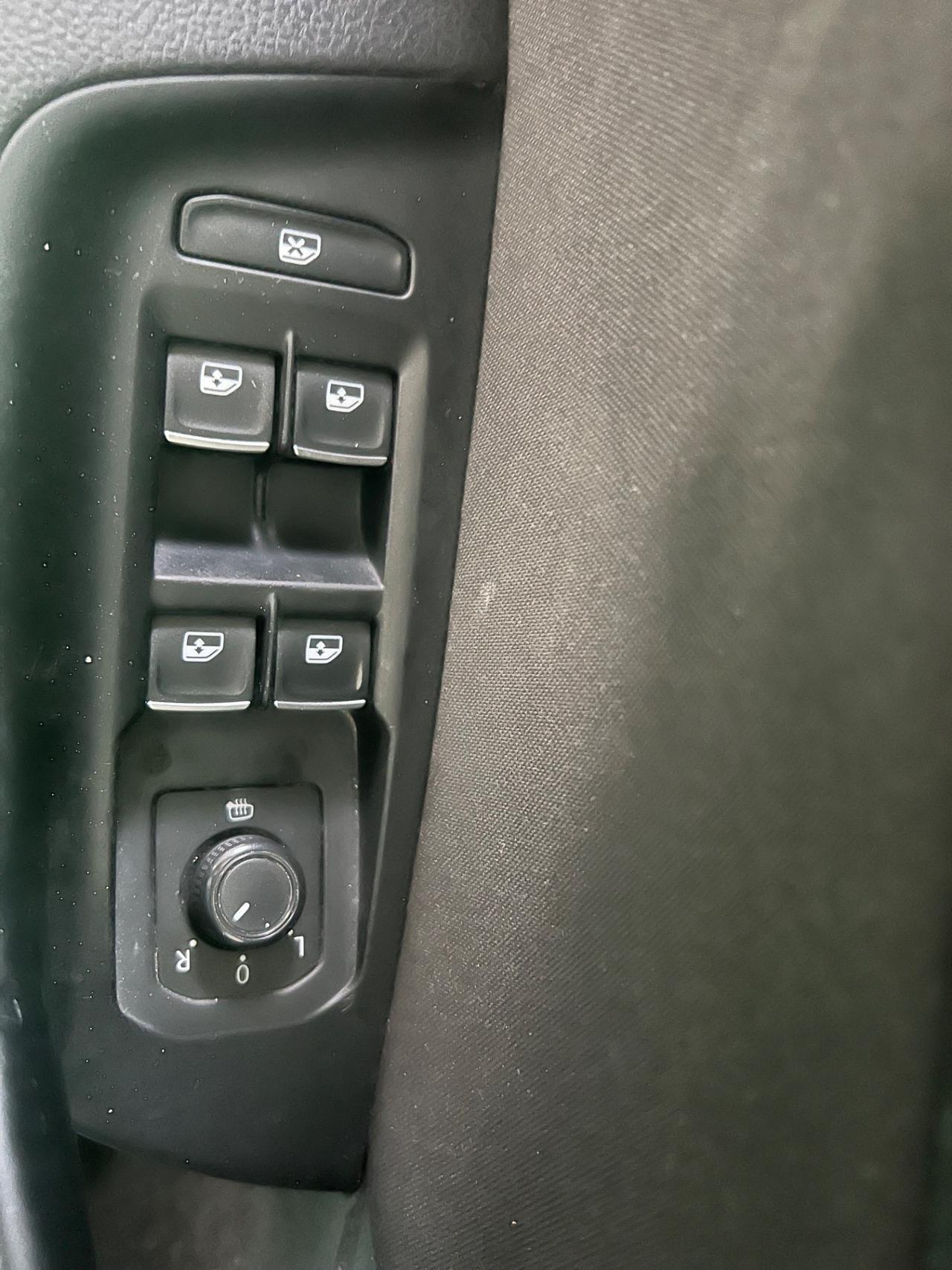 Volkswagen Passat Variant 1.6 TDI DSG Comfortline