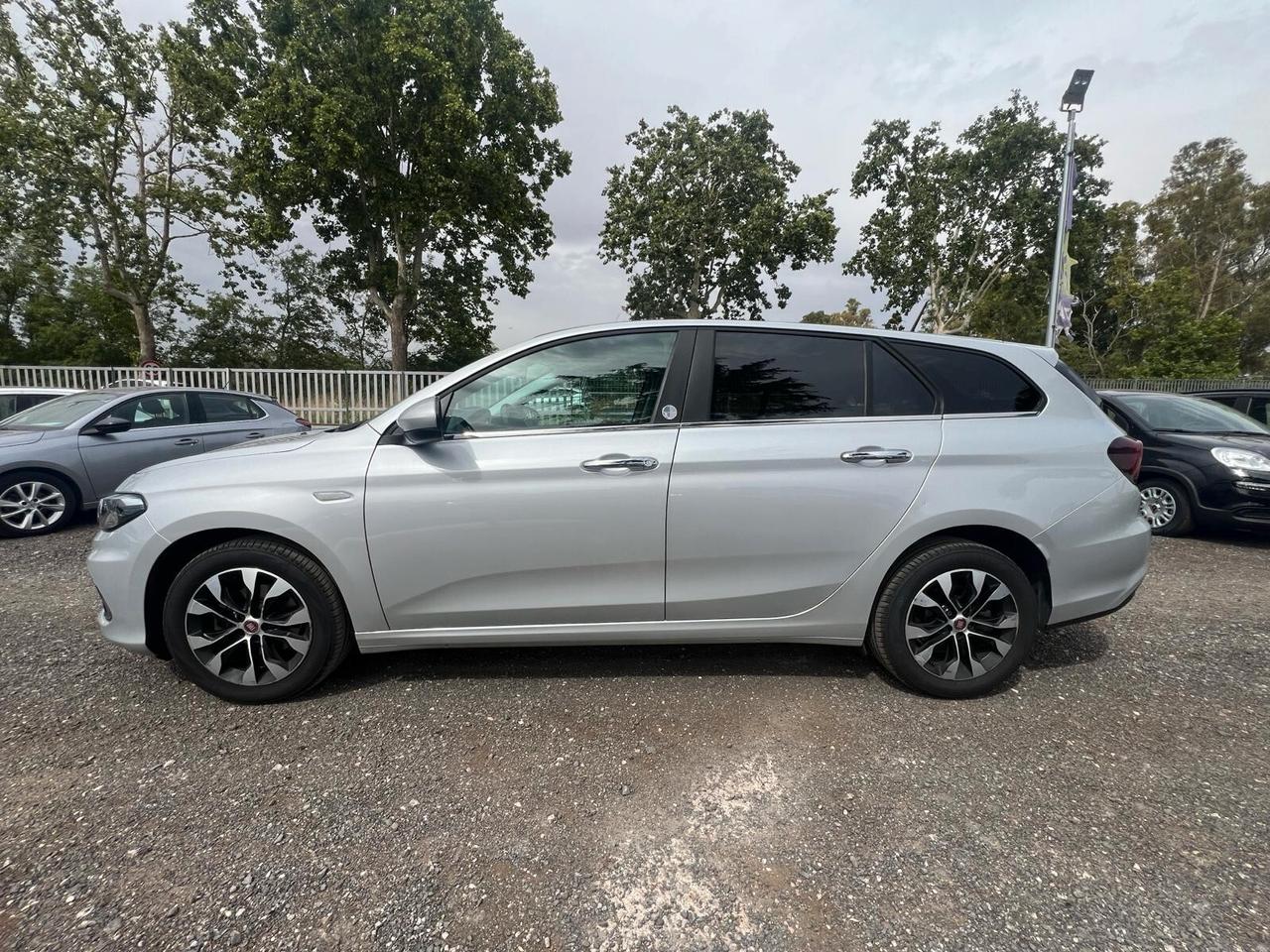 Fiat Tipo 1.4 T-Jet 120CV 5 porte Mirror