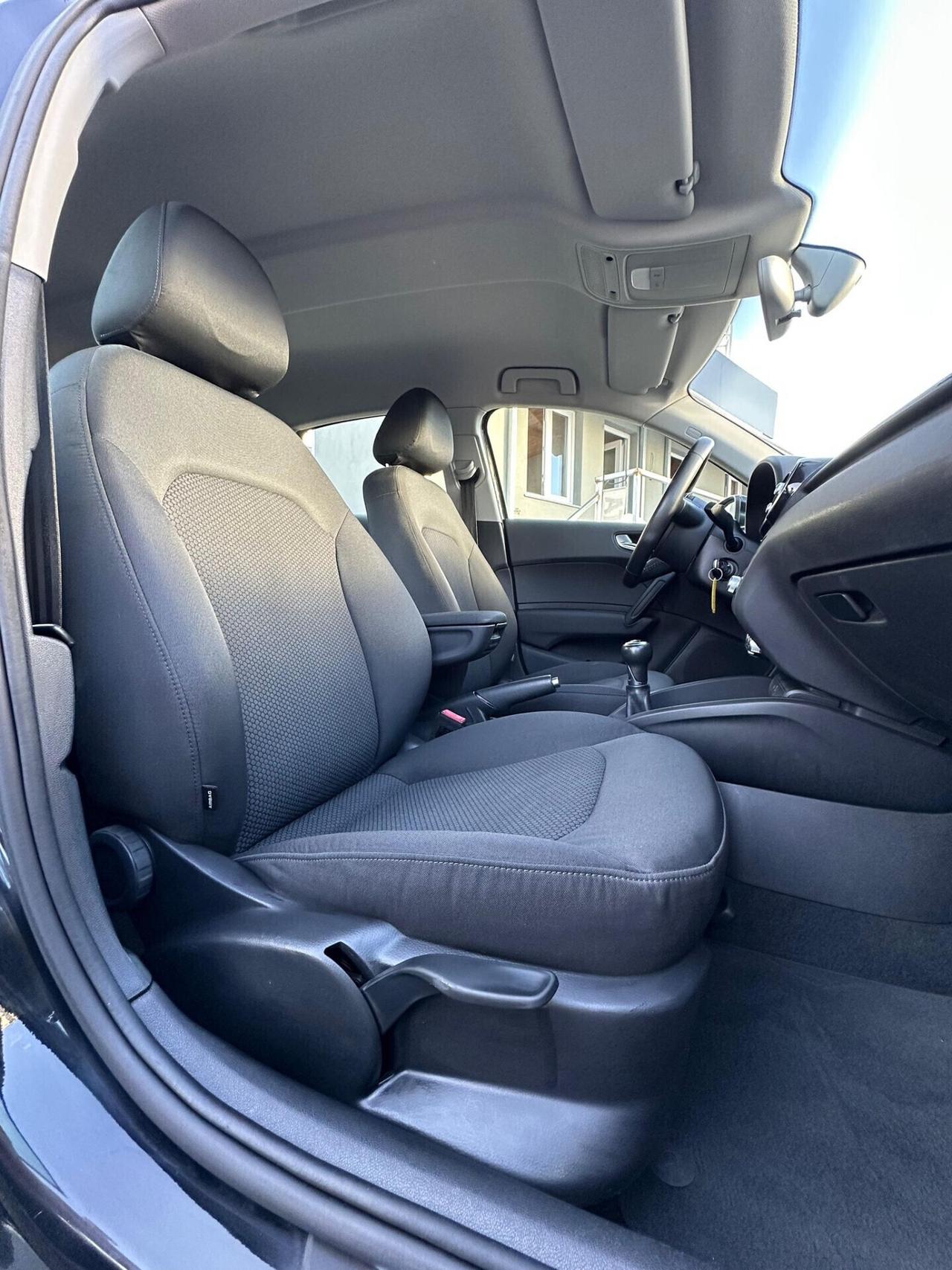 Audi A1 Sportback 1.6 TDI 90CV S-LINE