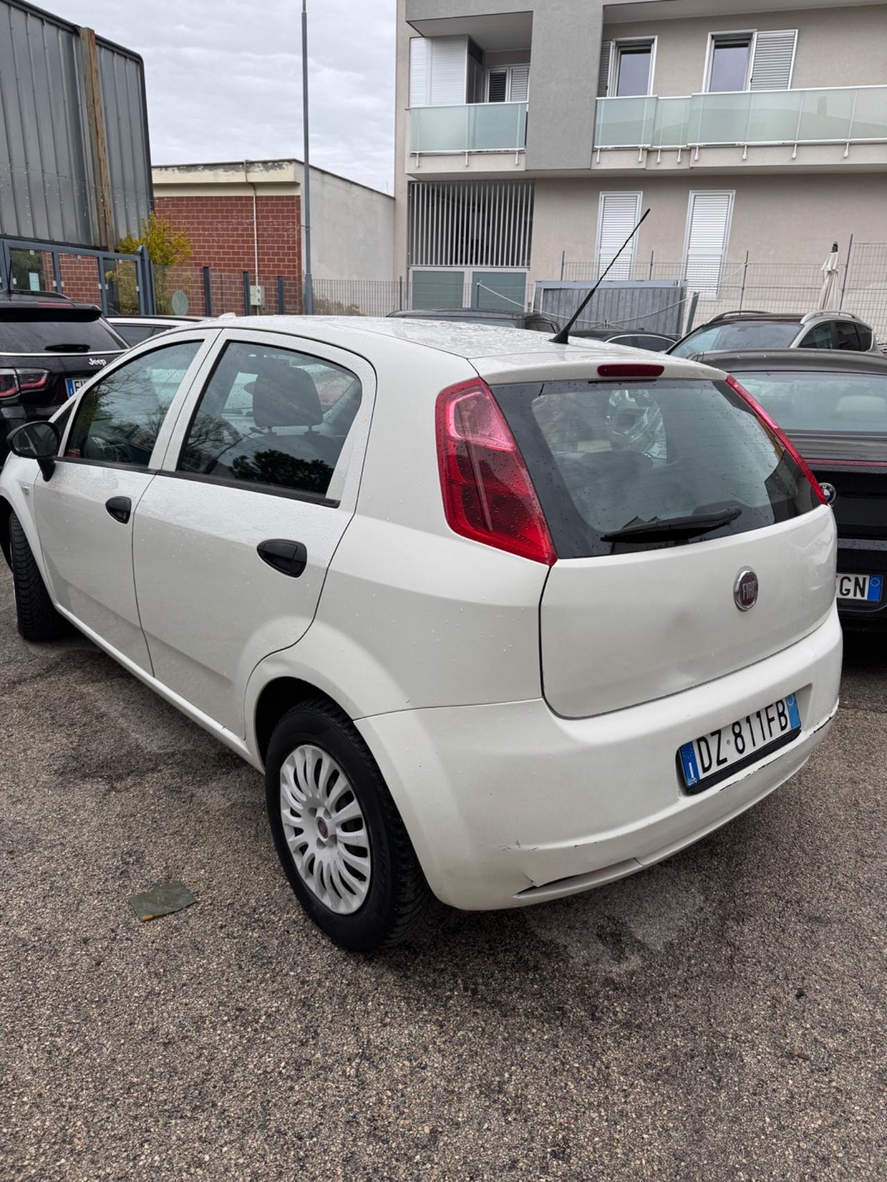Fiat Grande Punto 1.3 MJT 75 CV 5 porte Active