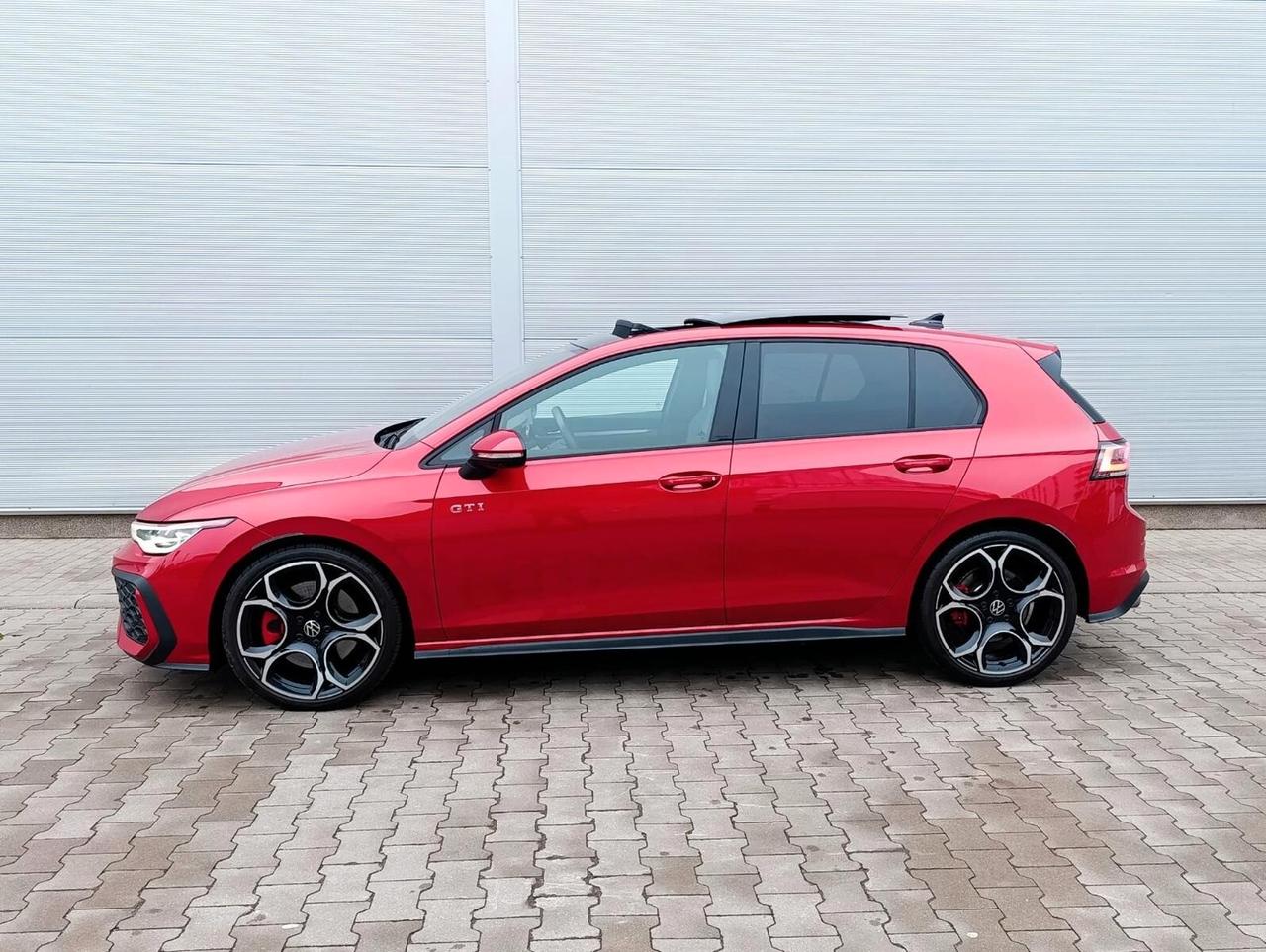 Volkswagen Golf GTI 2.0 TSI DSG