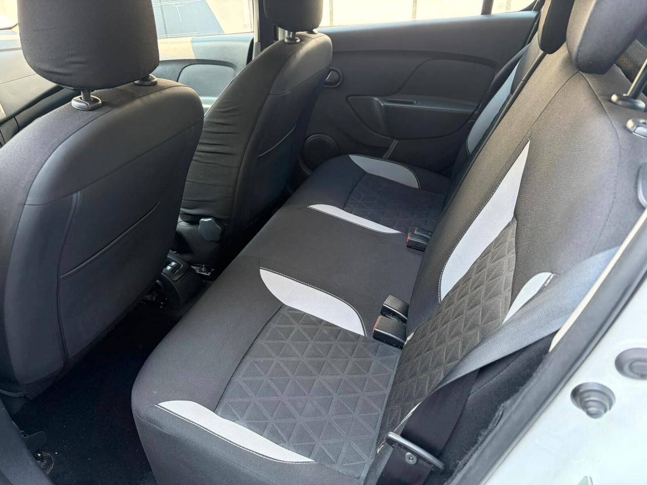 Dacia Sandero 900 TCe 12V 90CV Lauréate*EURO5*NEOPATENTATI