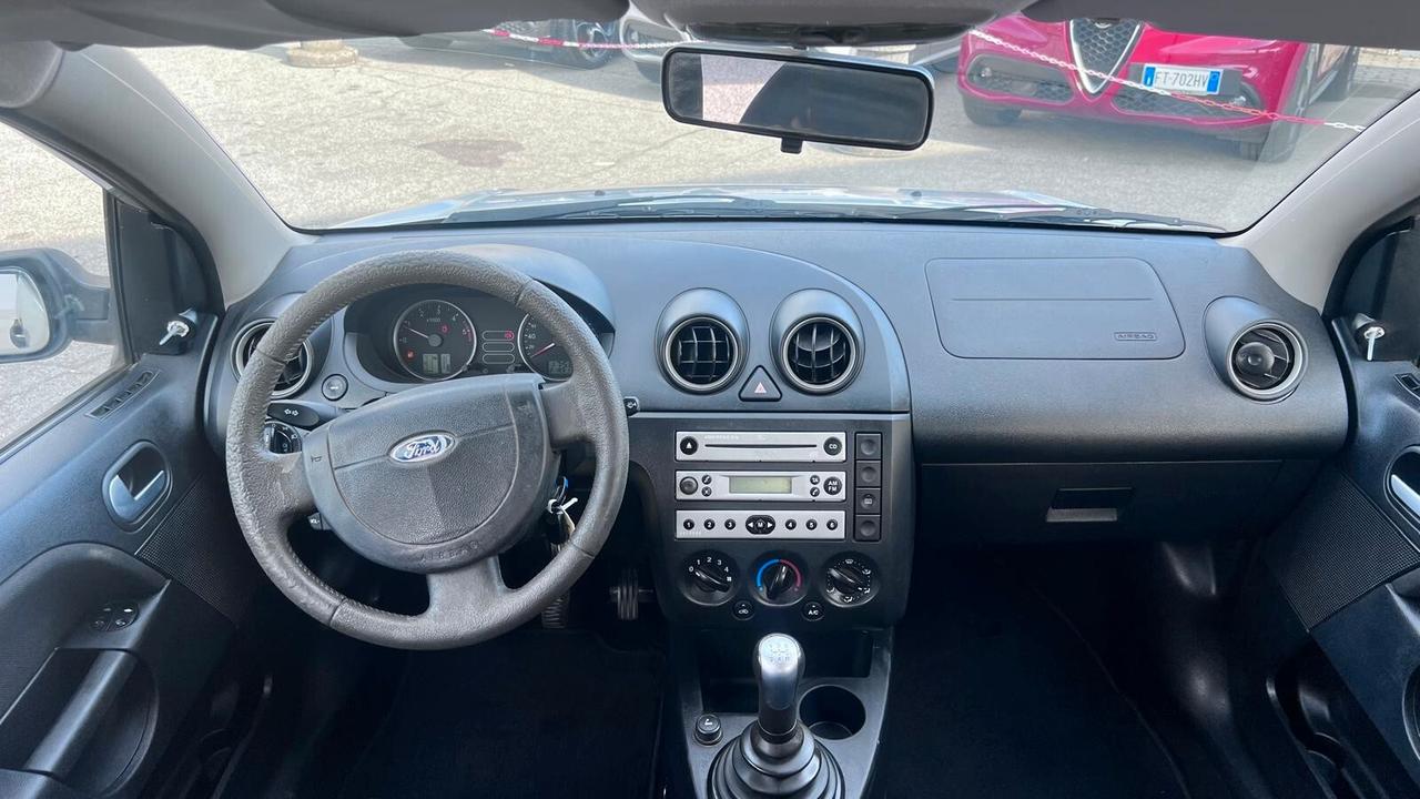 Ford Fiesta 1.4 TDCI 5p. Ambiente