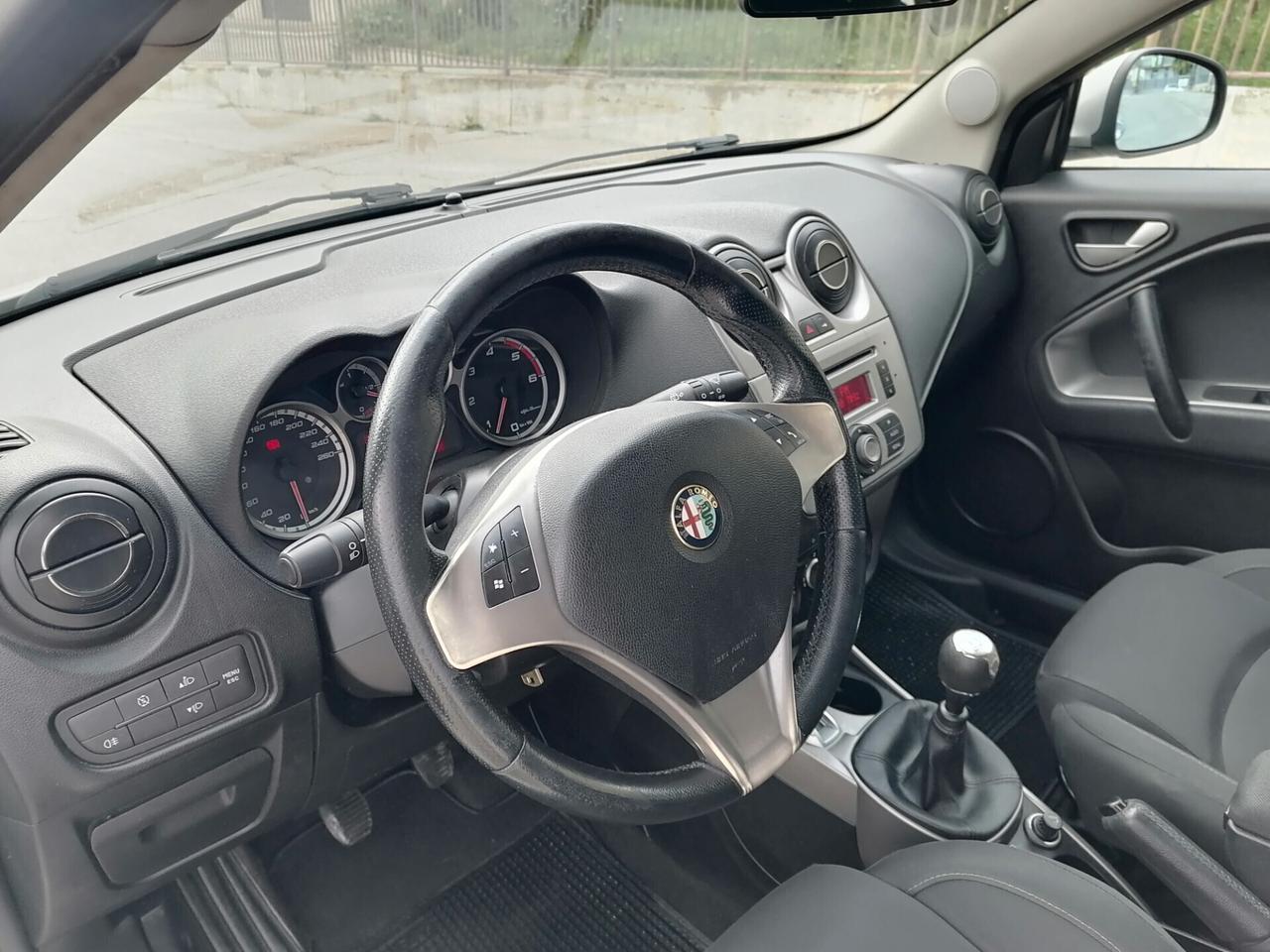 Alfa Romeo MiTo 1.3 JTDm-2 95 CV S&S Distinctive