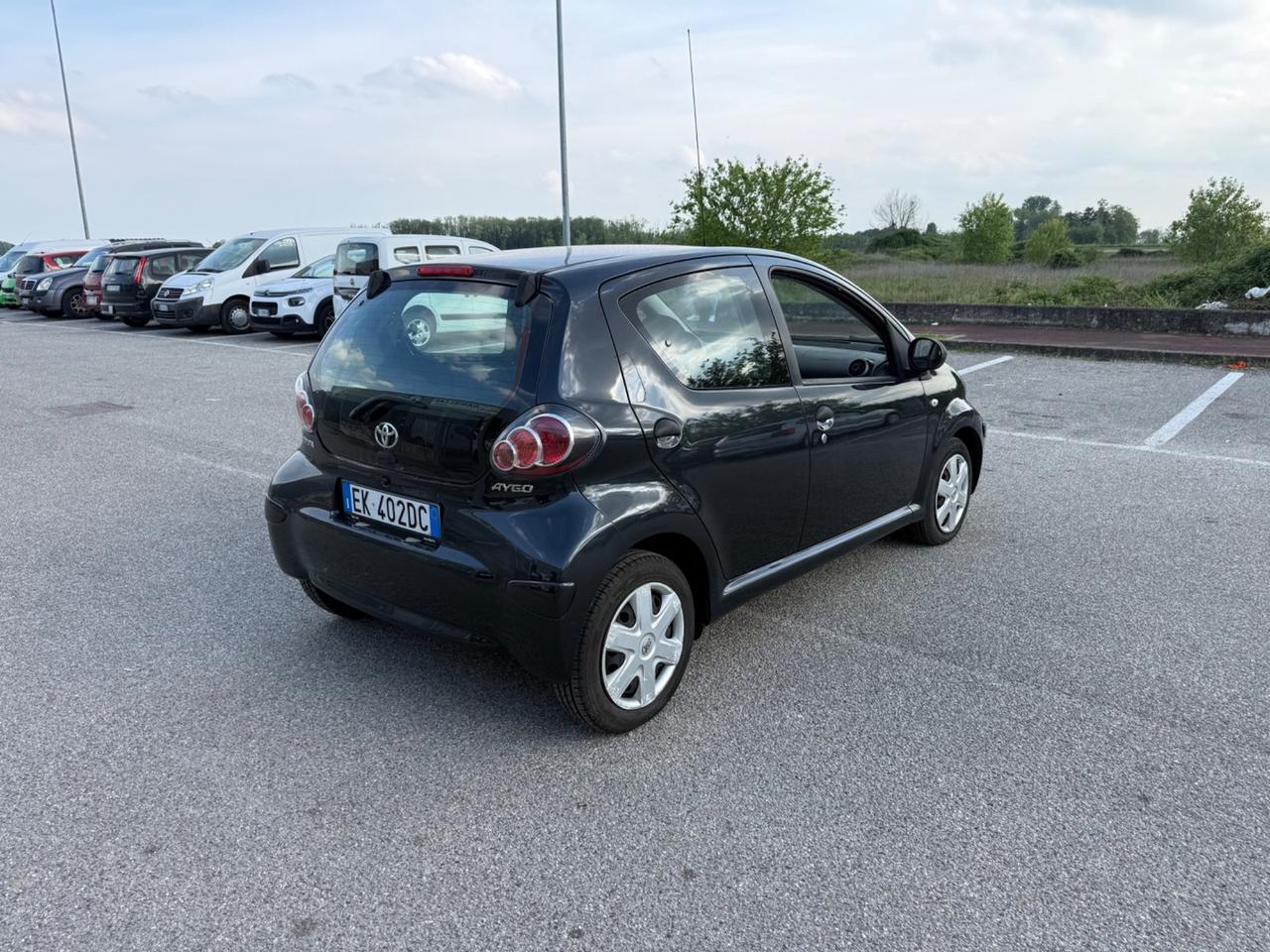 Toyota Aygo 1.0 12V VVT-i 5 porte Now Connect