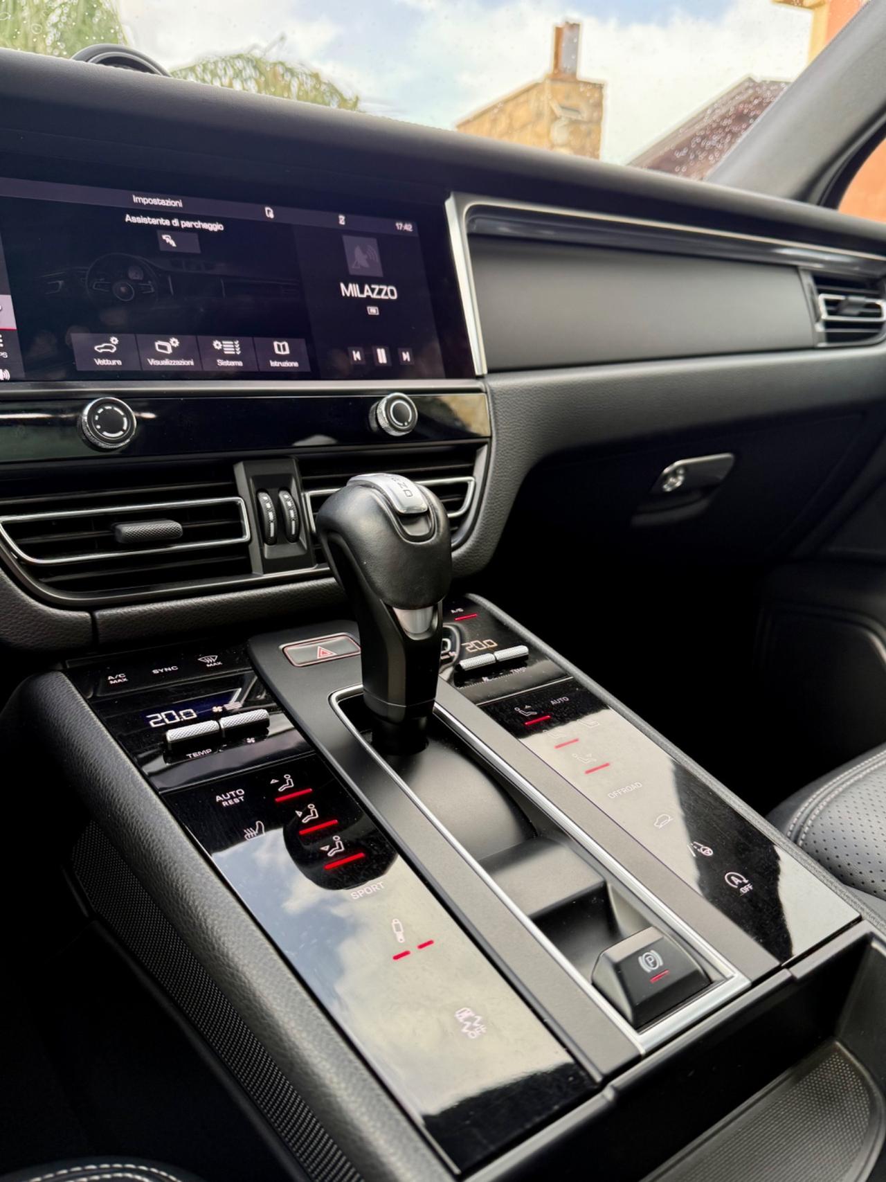 Porsche Macan 2.0 265 cv Led Pelle Tetto Panoramico Apr. Camera 360* 21 Felgen