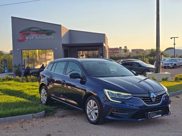 RENAULT Mégane Sporter Blue dCi 115CV EDC Bus.