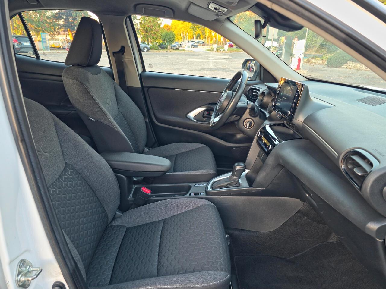 Toyota Yaris Cross 1.5 Hybrid 5p. E-CVT Business E6 Automatica NEO 2022