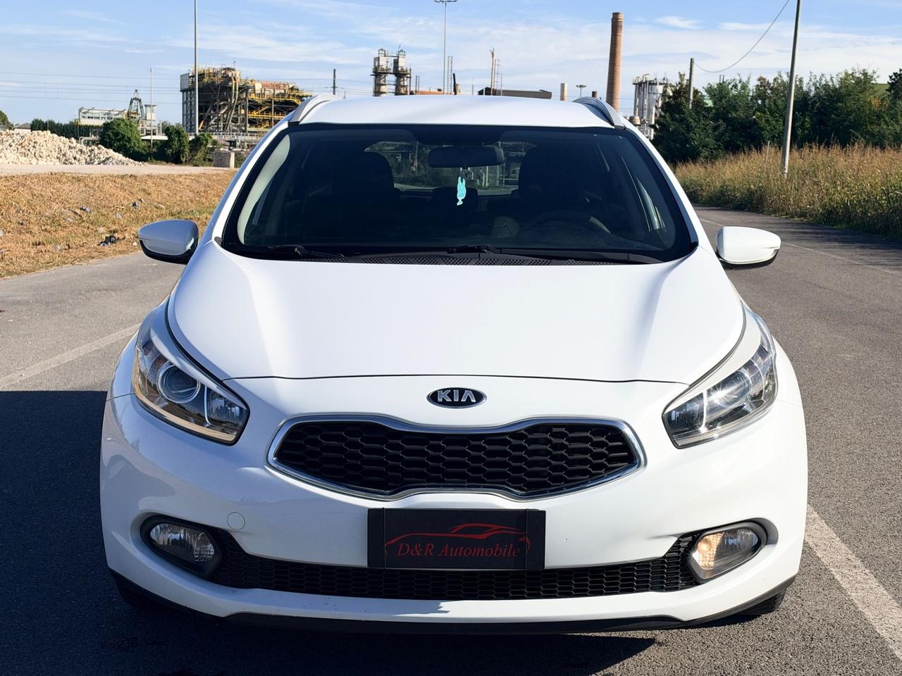Kia Ceed cee'd 1.4 CRDi SW Cool Neopatentati
