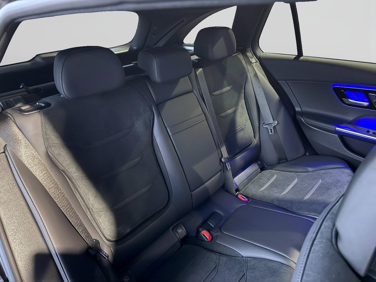 Mercedes-Benz Mercedes-AMG C 63 S e Performance Statio