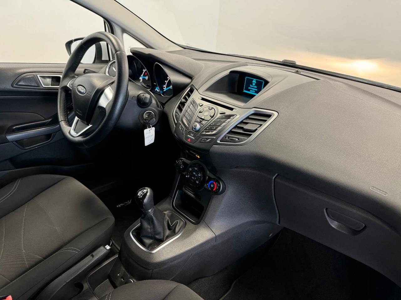 Ford Fiesta 1.2 60CV 5 porte NEOPATENTATI 70.000 KM