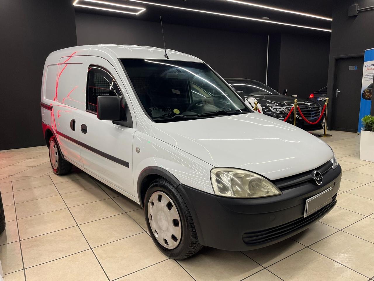 Opel Combo 1.3 CDTI 75CV 3p. Van OK NEOPATENTATI