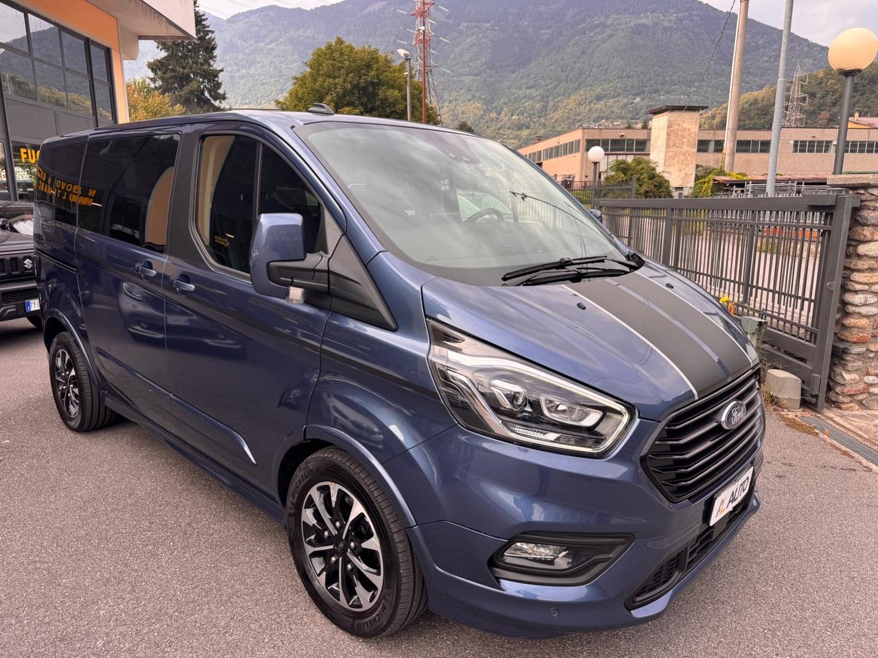 Ford Tourneo Custom 320 2.0 TDCi 185CV aut. PC Titanium
