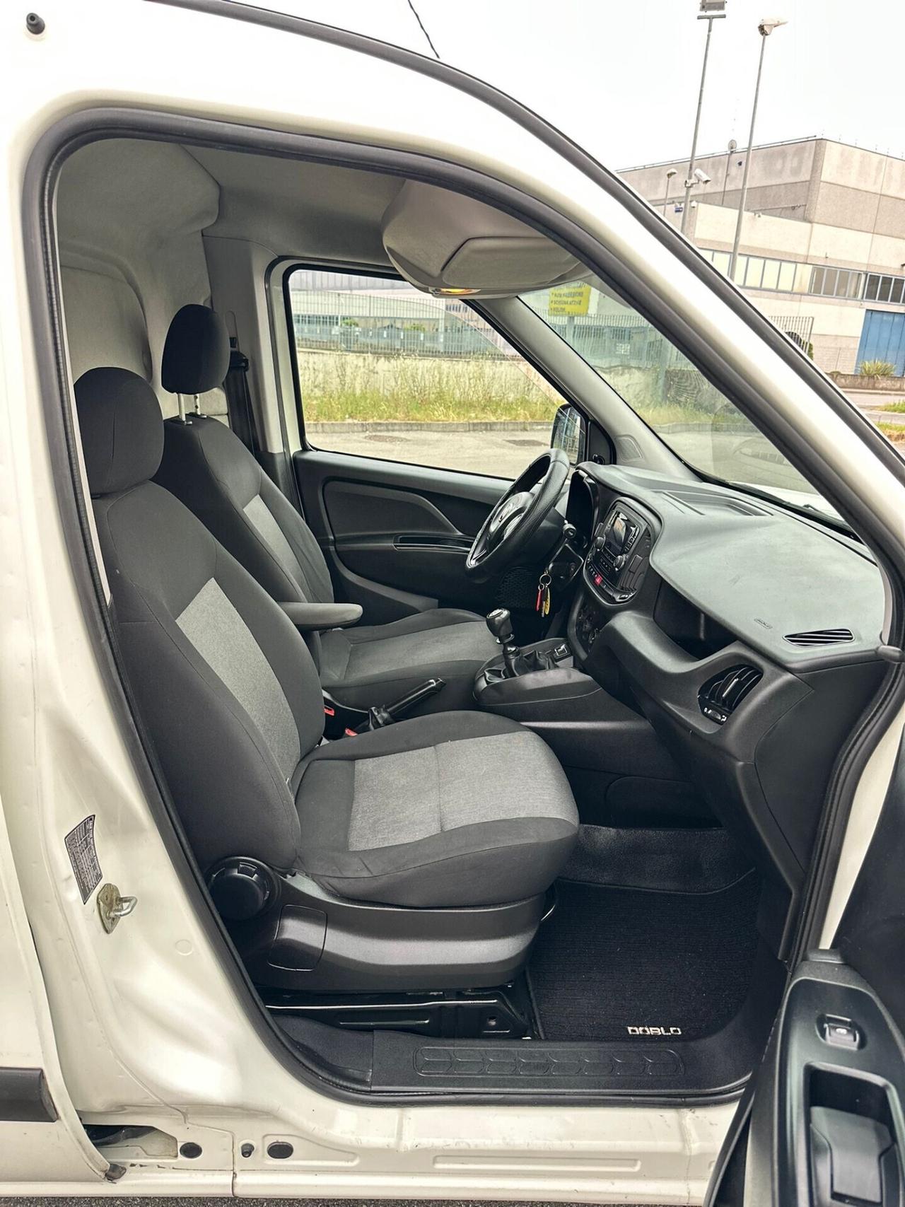 Fiat doblò anno 2019 cc 1.6