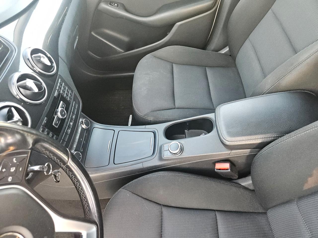 Mercedes-benz B 180 B 180 CDI Automatic Premium