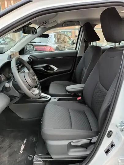 Toyota Yaris Cross 1.5 Hybrid 116cv E-CVT Active KM0