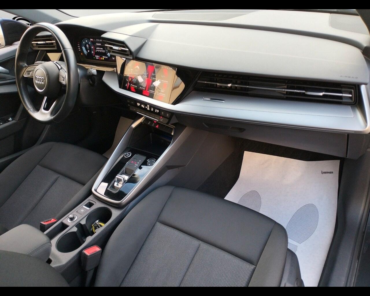 AUDI A3 4ª serie A3 SPB 30 TDI S tronic Busine...