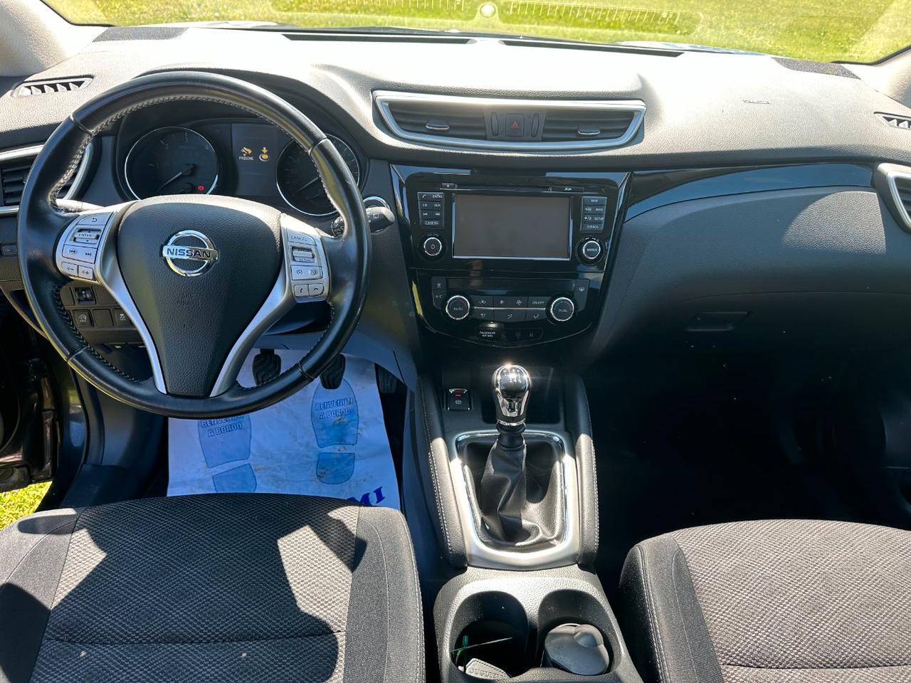 Nissan Qashqai 1.5 dci Tekna 110cv E6