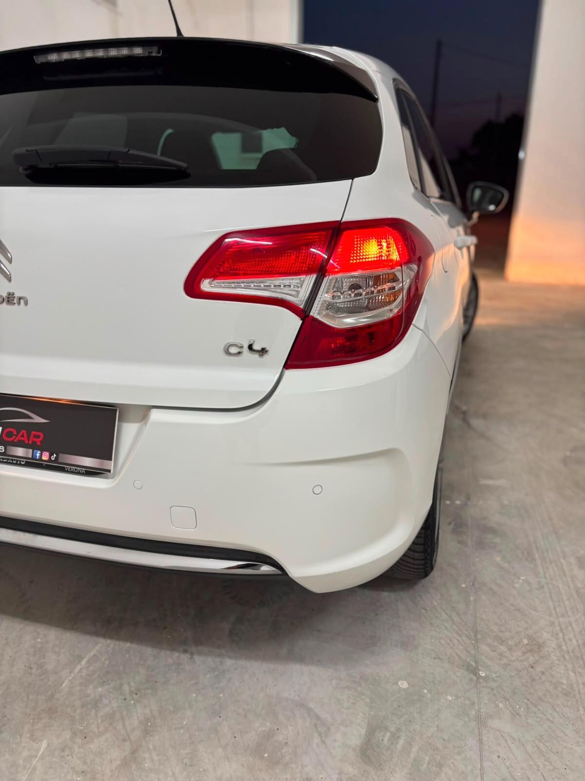 Citroen C4 1.6 VTi 120 Exclusive