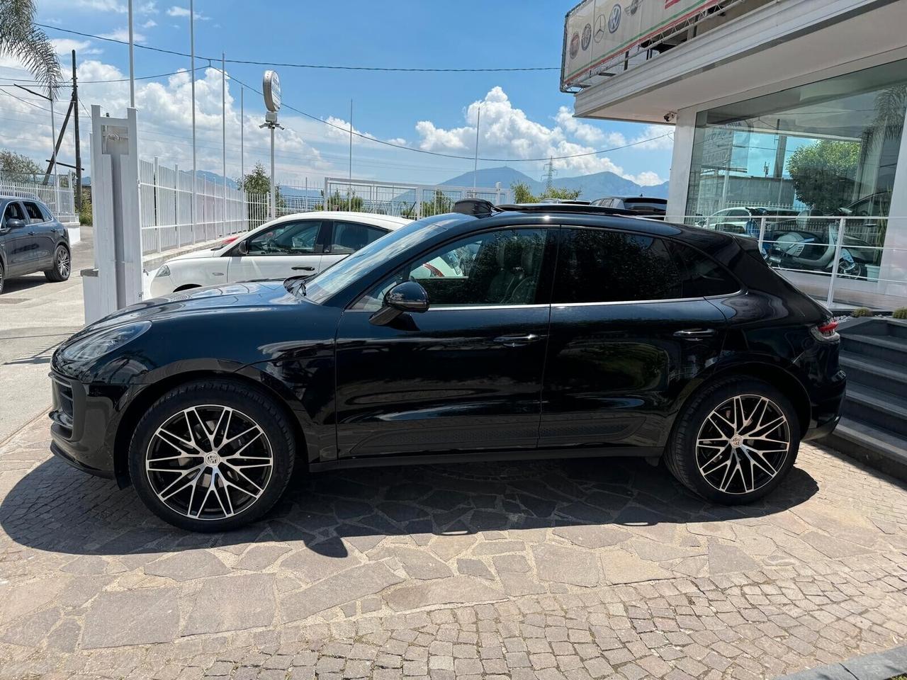 Porsche Macan 2.0 RESTAYLING UNICO PROPRIETARIO IVA ESPOSTA