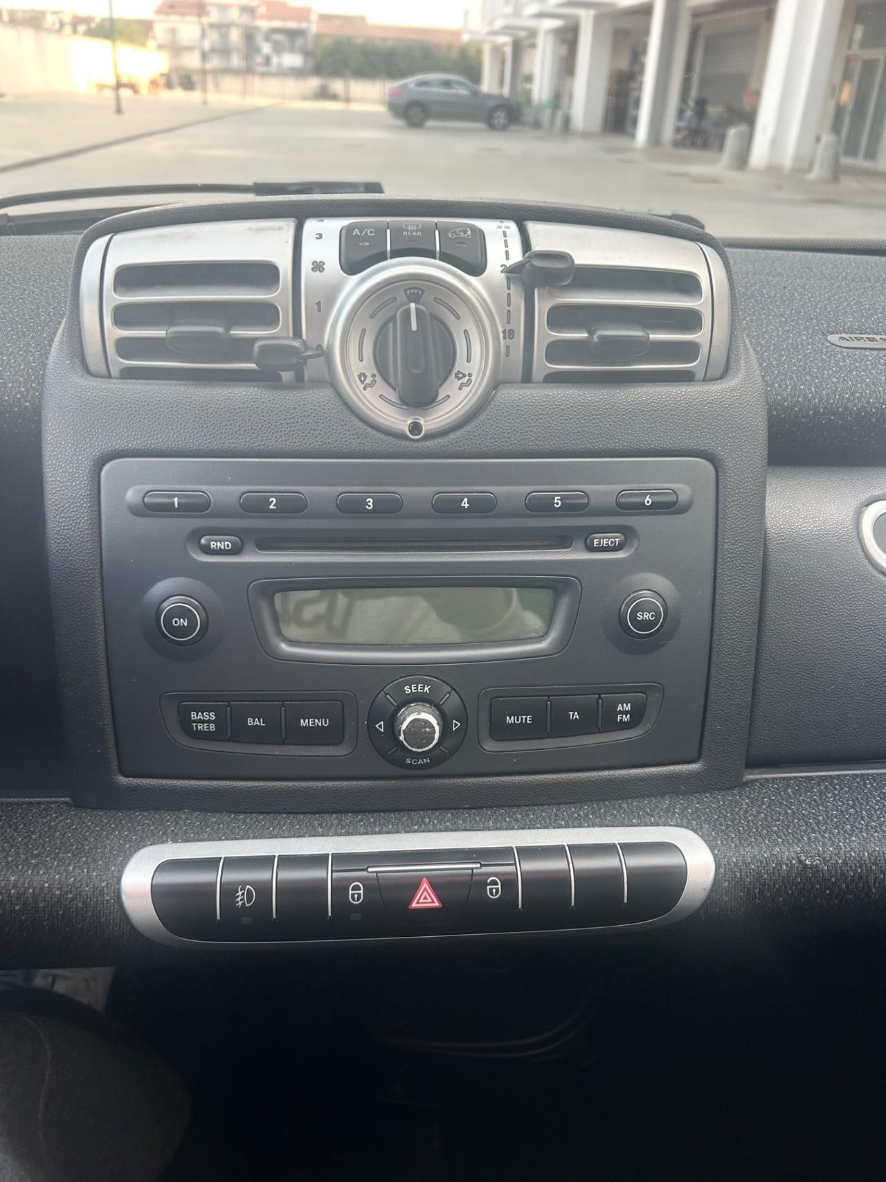 Smart ForTwo 1000 52 kW coupé pure