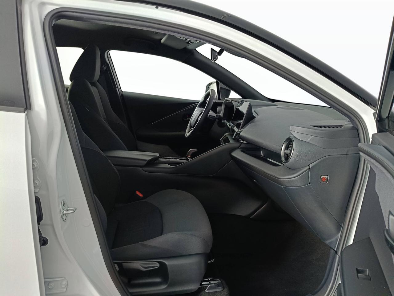 TOYOTA C-HR II 2023 - C-HR 1.8 hev Trend fwd e-cvt