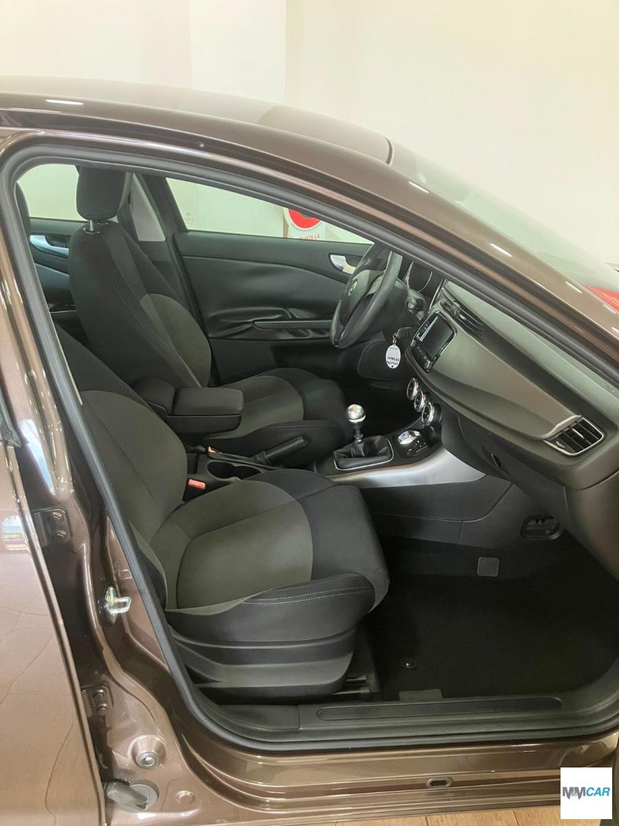 ALFA ROMEO - Giulietta - 1.6 JTDm-2 105 CV Business