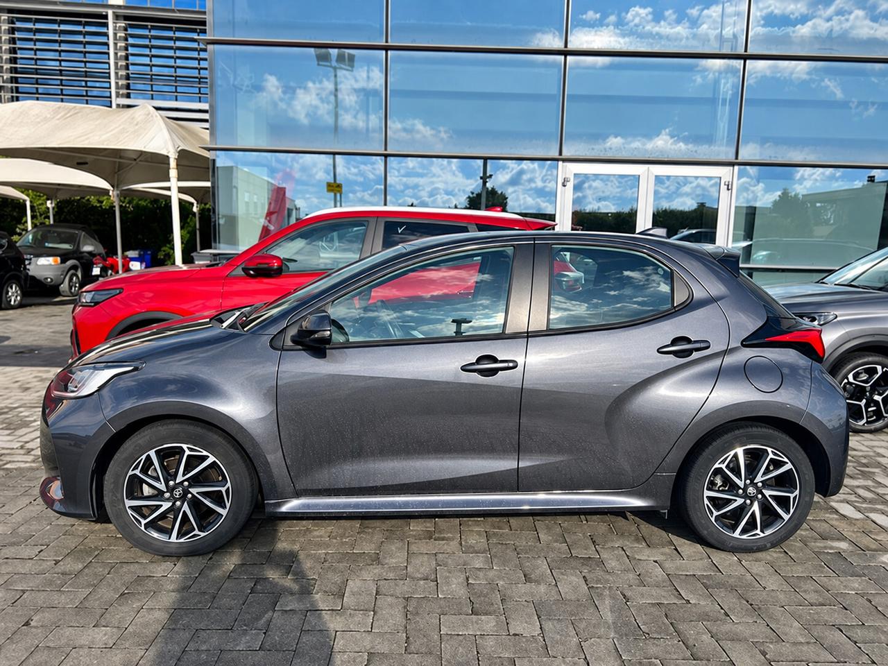 Toyota Yaris 1.5 Hybrid 5 porte Trend