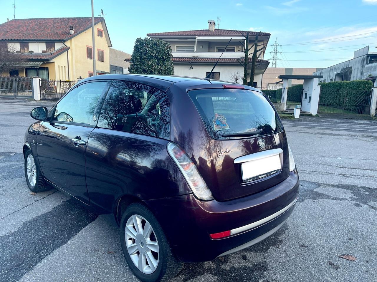 Lancia Ypsilon 1.4 E-Collection Ecochic GPL per neopatentati