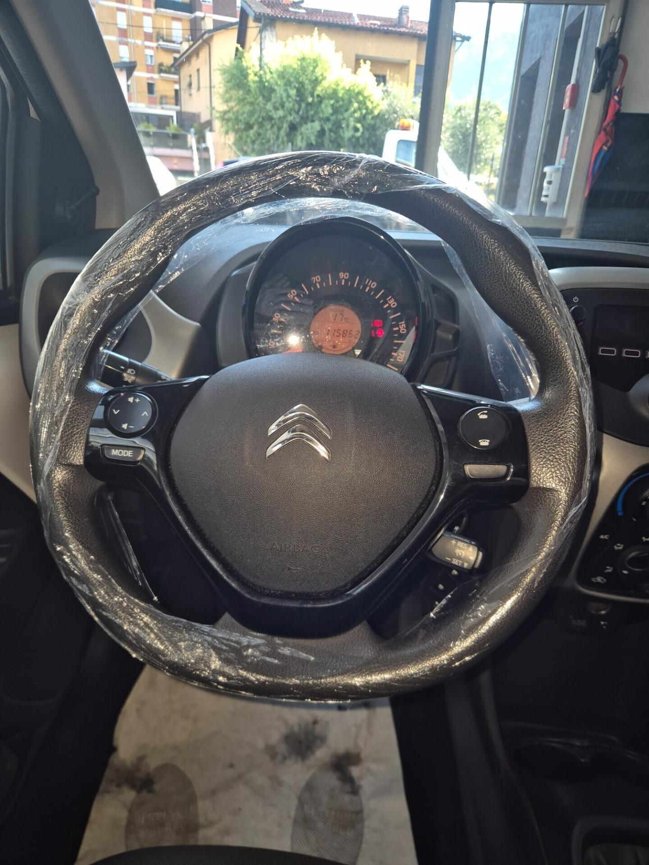 Citroen C1 Airscape VTi benzina neo patentati