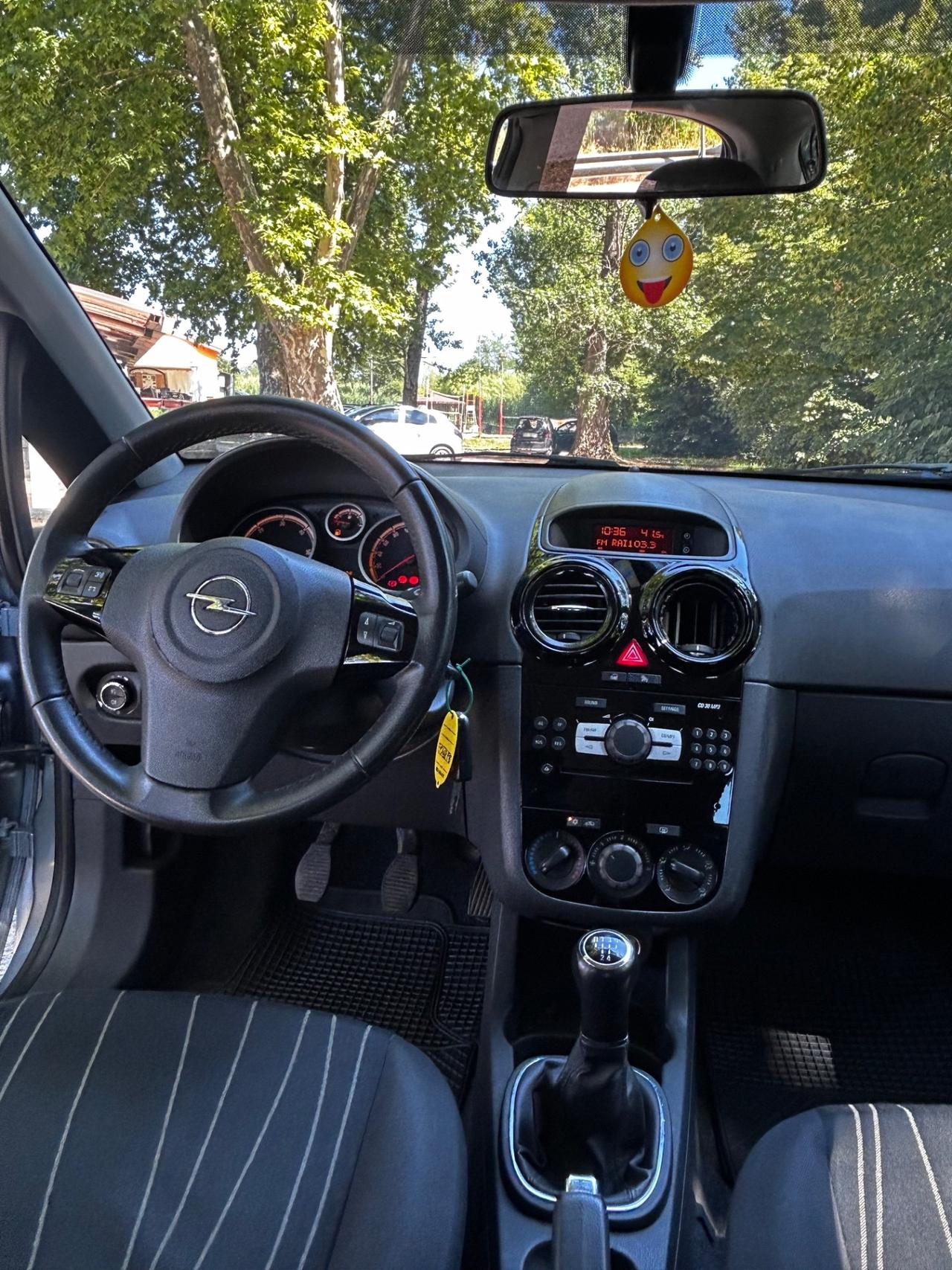 Opel Corsa 1.3 DIESEL 75 CV