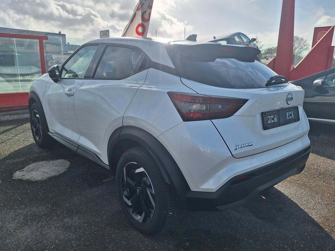 Nissan Juke 1.0 DIG-T 114 CV DCT N-Connecta