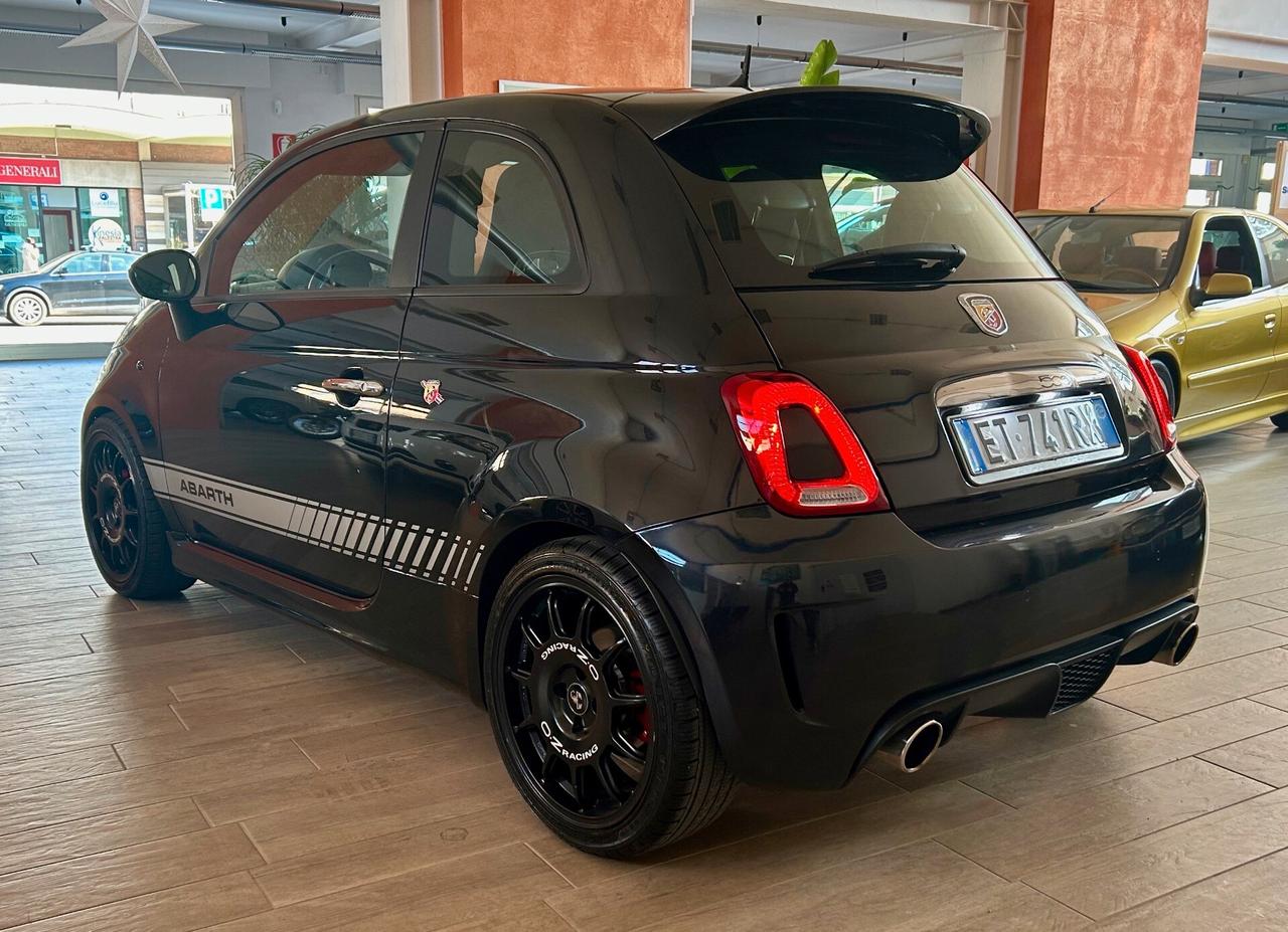 Abarth 500 1.4 Turbo T-Jet Custom