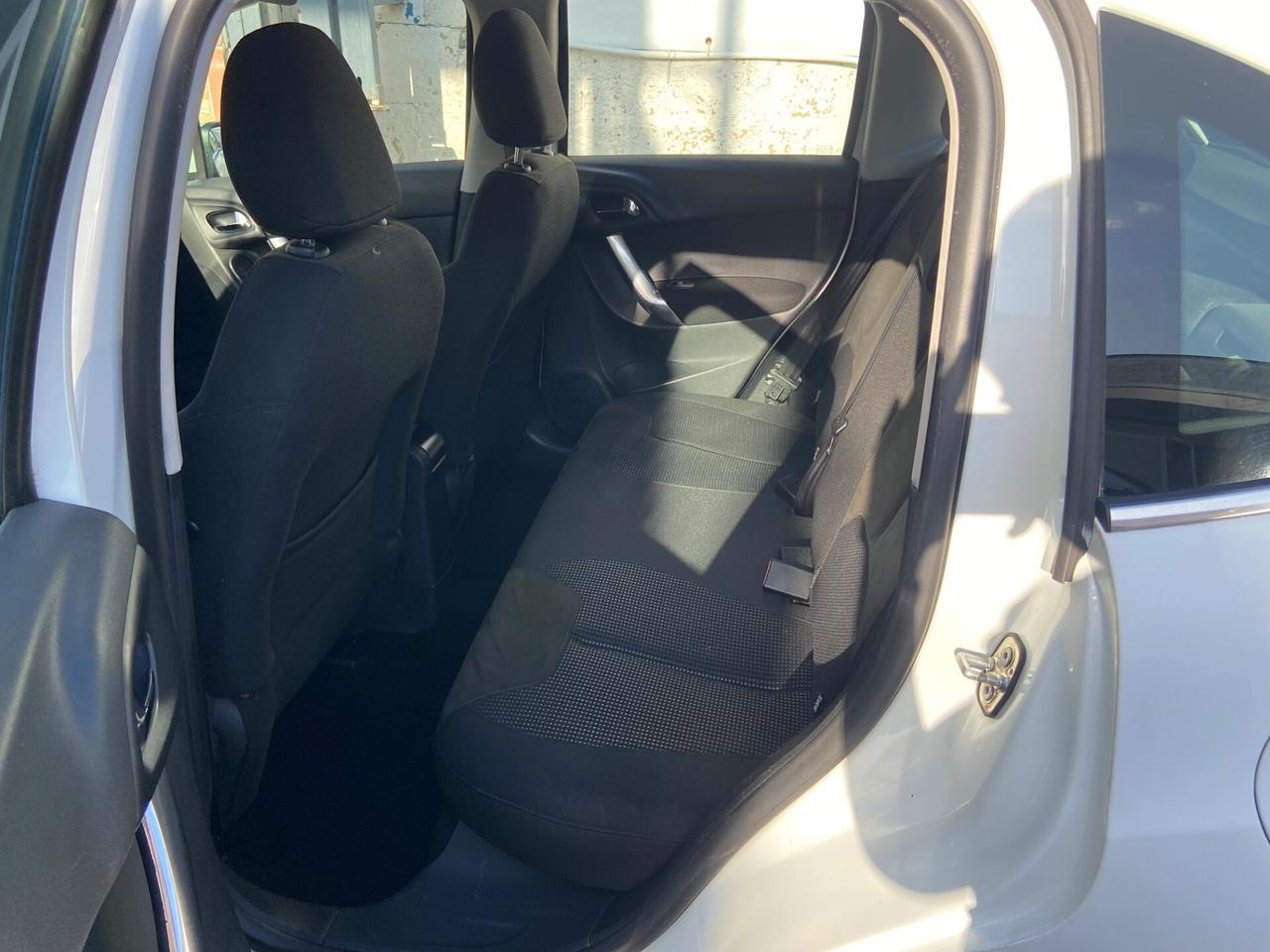 Citroen C3 Pluriel 1.4 Charleston Benz/gpl