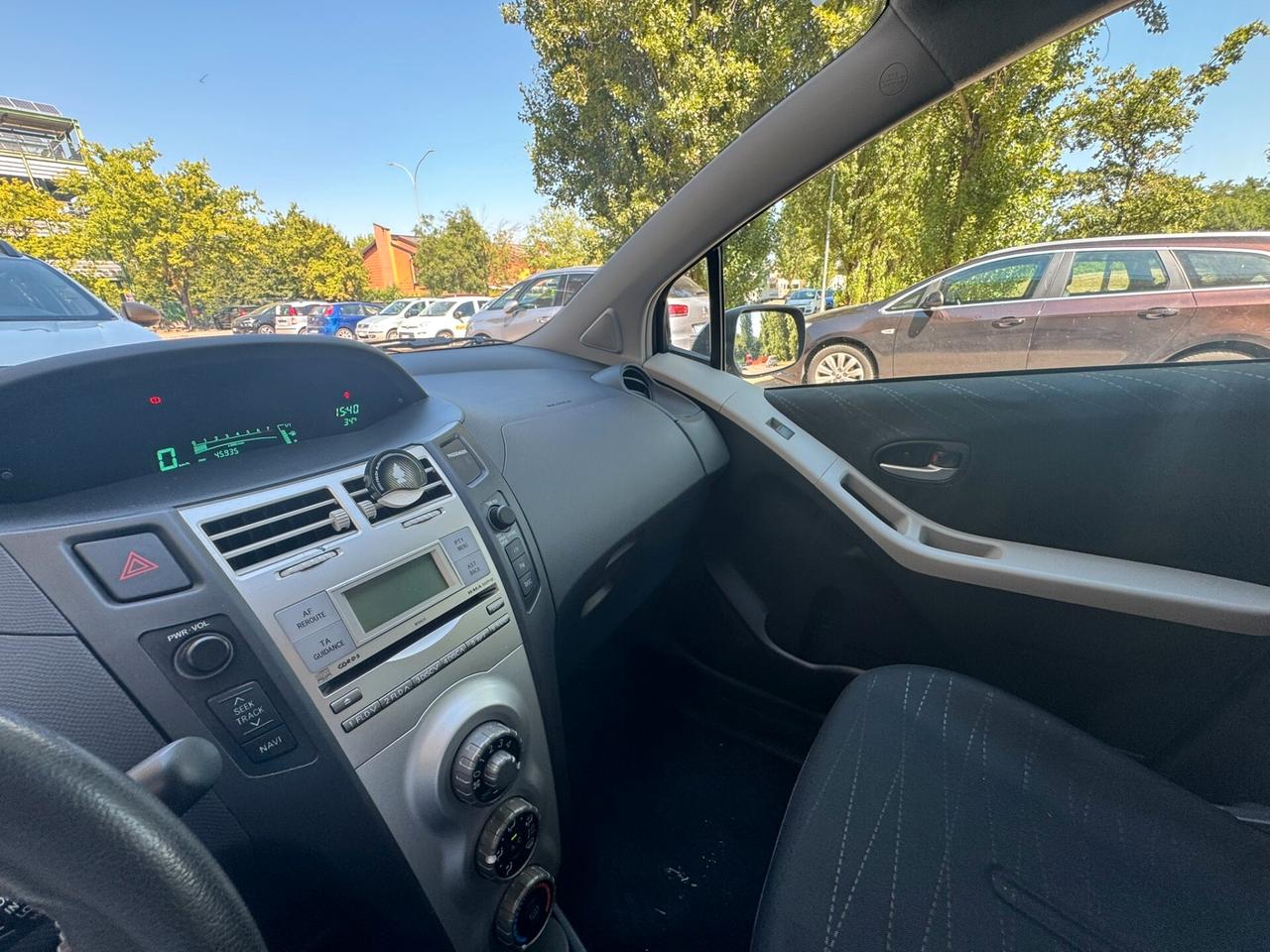 Toyota Yaris 1.3 5 porte Sol