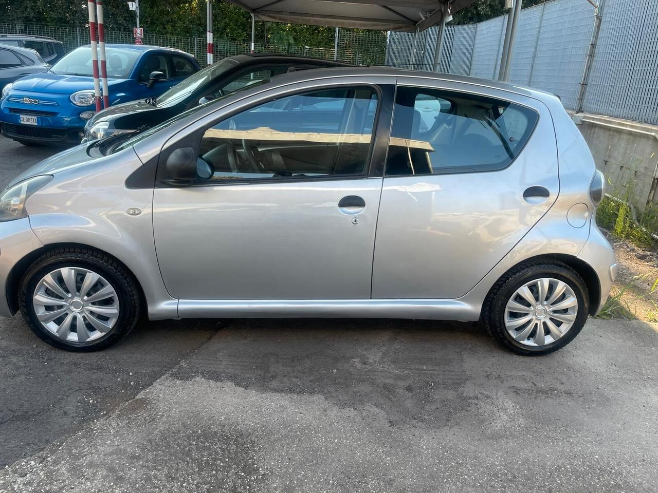 Toyota Aygo 1.0 12V VVT-i 5 porte