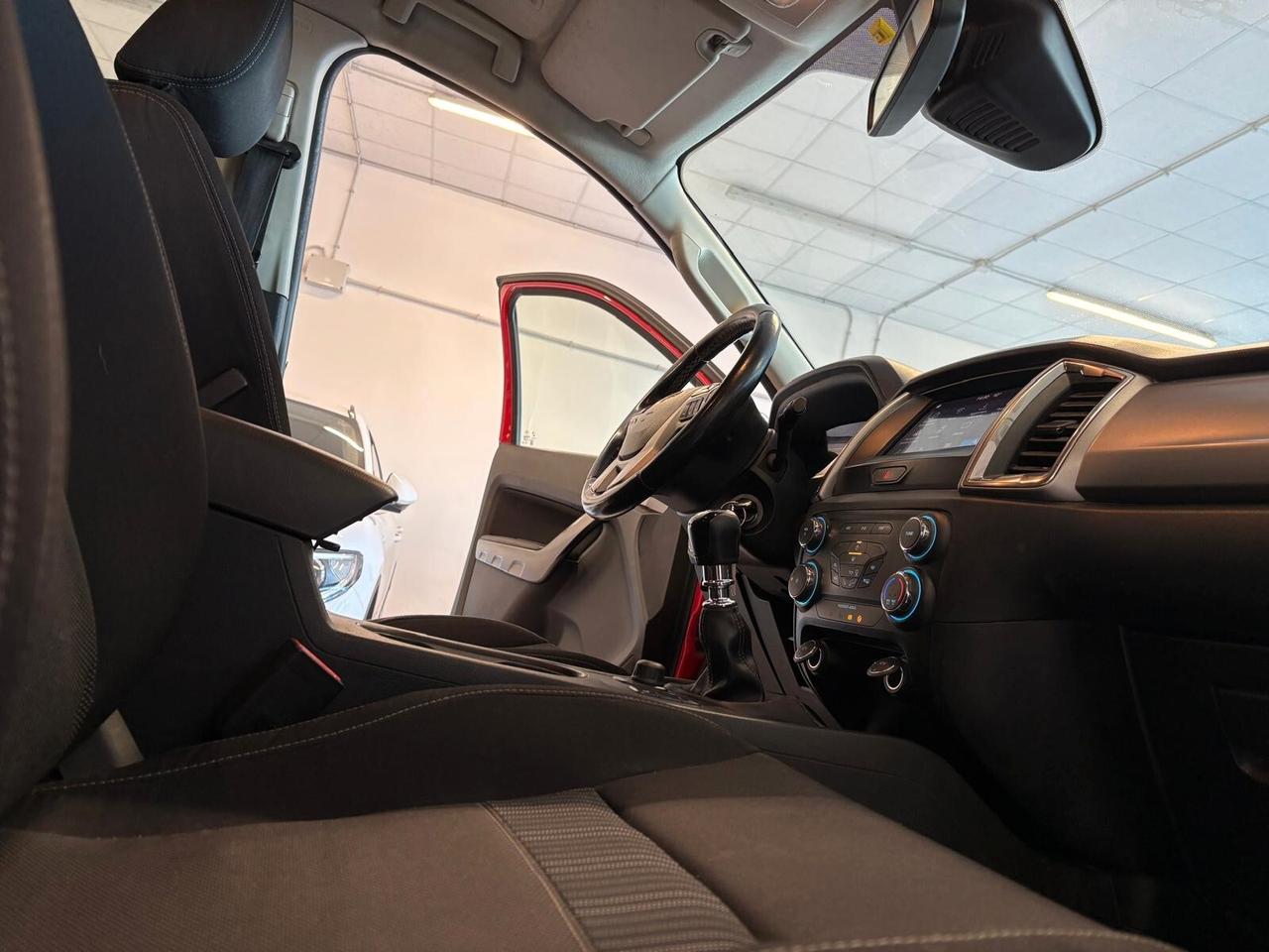 Ford Ranger XLT 2.0 ECOBLUE DC 5 posti UNICO PR. GANCIO