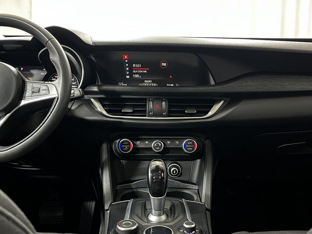 Alfa Romeo Stelvio 2.2 t Super Q4 190cv auto my19