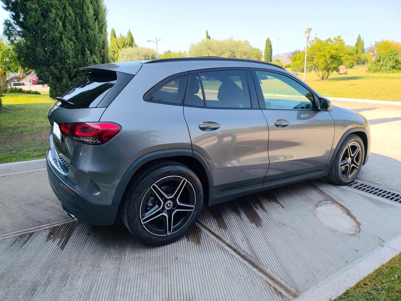 Mercedes-benz GLA 180 d Automatic Premium
