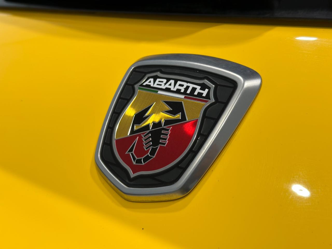 Abarth 595 1.4 Turbo T-Jet 160 CV Pista