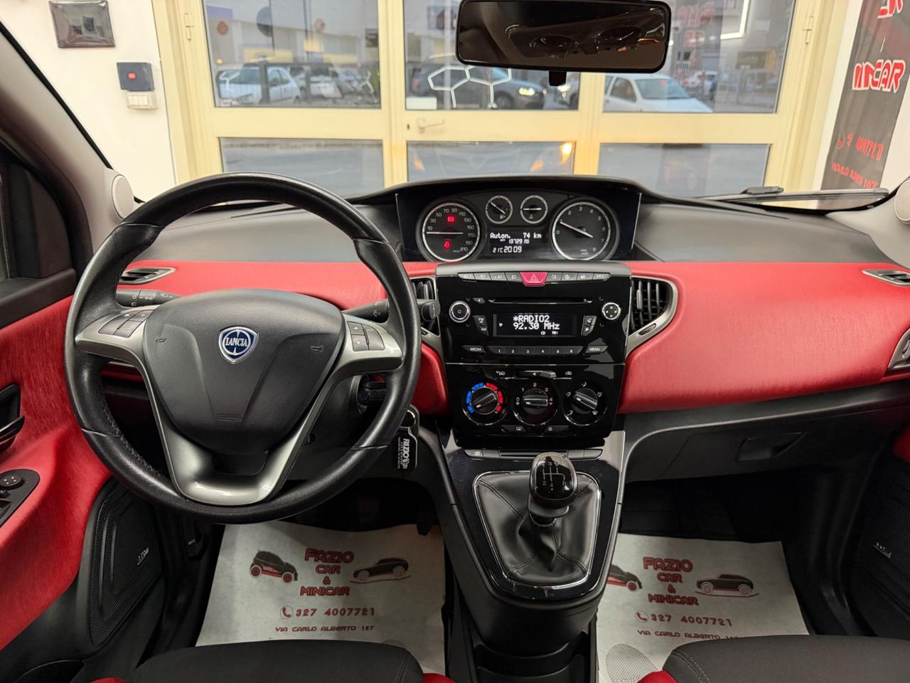 Lancia Ypsilon 1.2 69Cv