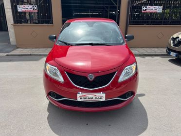 Lancia Ypsilon 0.9 TwinAir 85 CV 5 porte Metano Ecochic Platinum